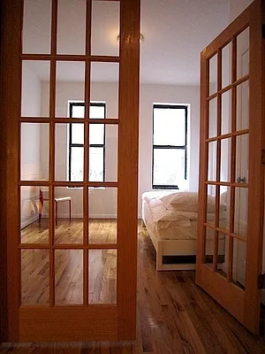 Rented by NYC Holdings Management | media 18