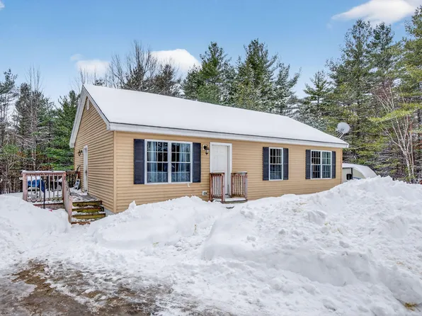 9 Hemlock Drive, Standish, ME 04085