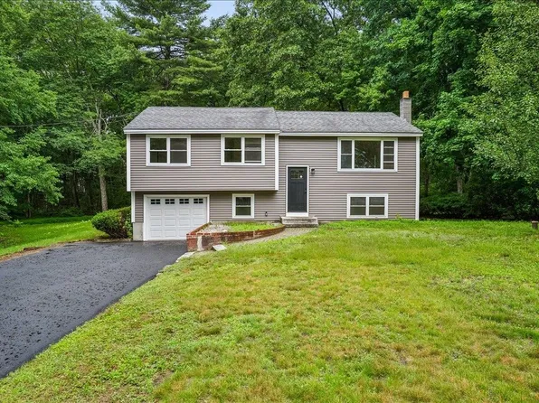 6 Horseshoe Lane, Londonderry, NH 03053
