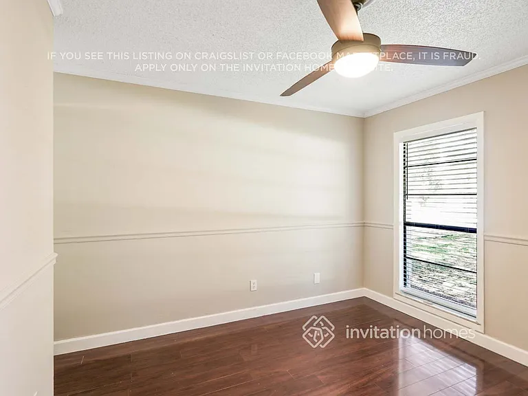 6708 Commodore Way — Photo 28