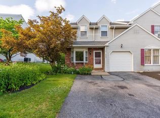 343 Village Walk Dr, Macungie, PA 18062