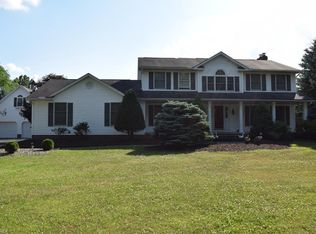 9077 Cooley Rd, Ravenna, OH 44266