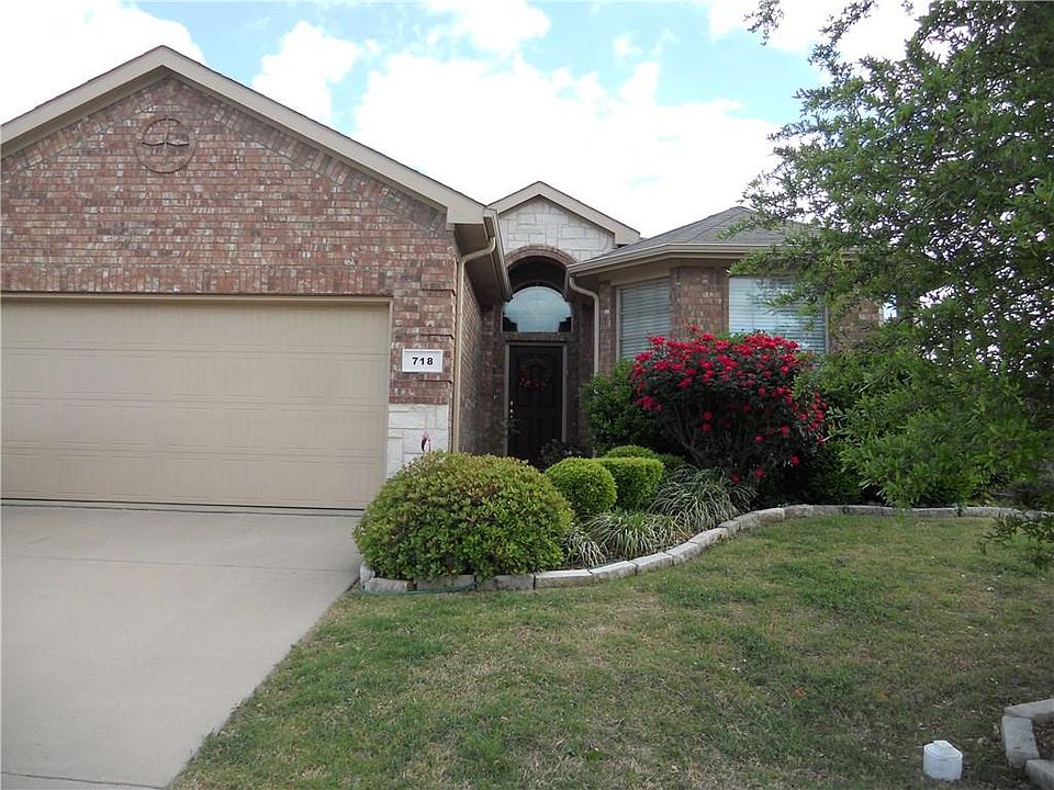 1st image of 718 Bayou Dr