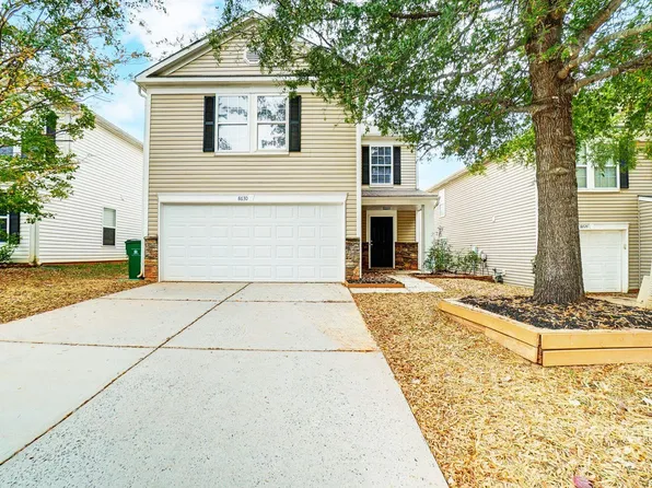 8630 Panglemont Dr, Charlotte, NC 28269