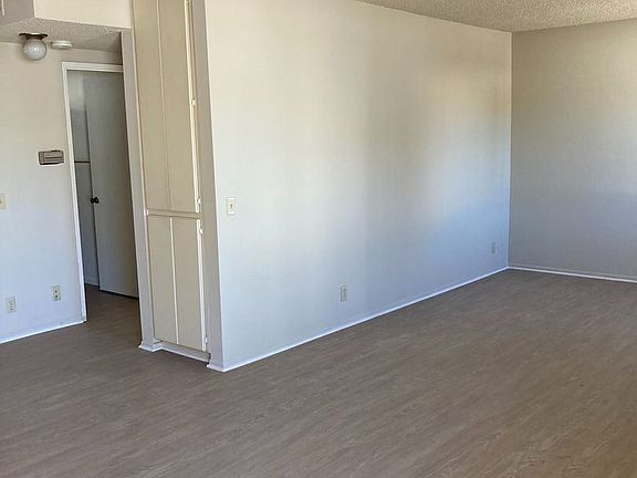 2nd image of 2717 W Grand Ave #3