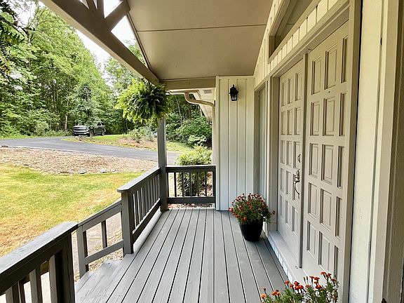 4th image of 15 Gove Rd