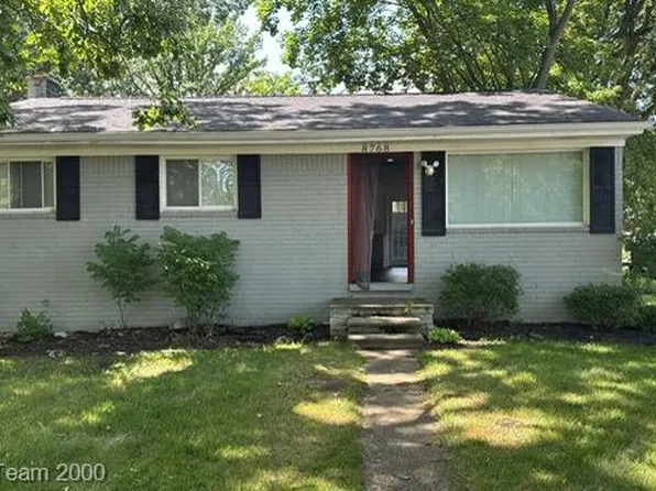 8768 Whitehorn St, Romulus, MI 48174