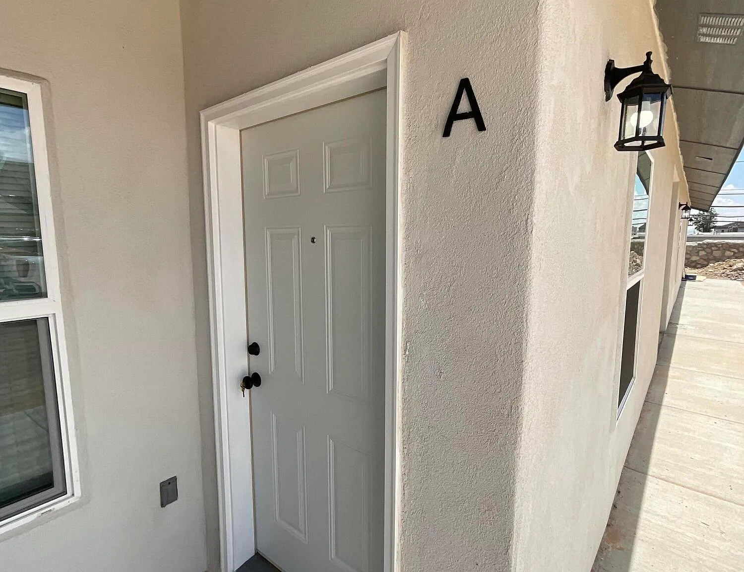 2 bed, 2.0 bath, 1080 sqft, $1,300 — Photo 1