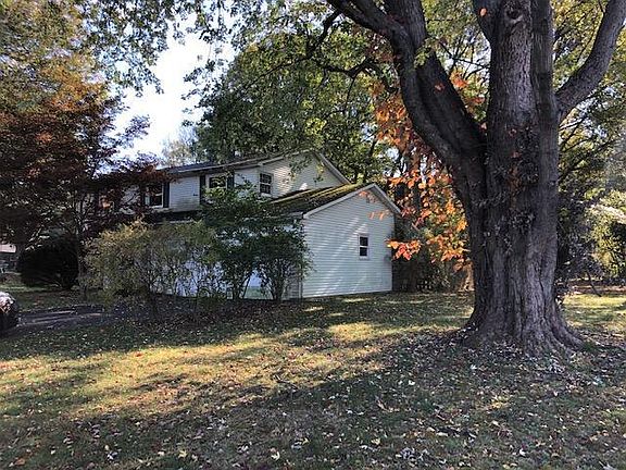 4th image of 13416 Hardwick Ct NW