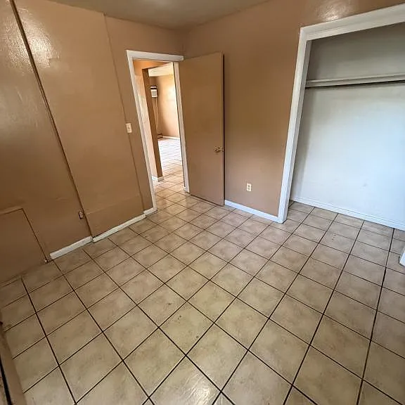 3055 Hadley Ave #2 — Photo 8