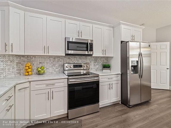 2nd image of 10824 Royal Caribbean Cir