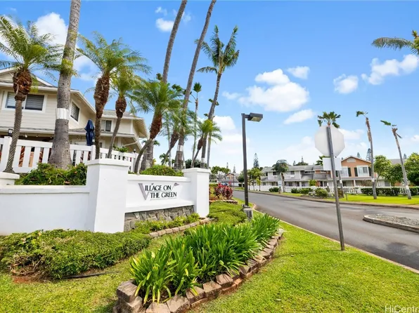 94-720 Lumiauau St #J3, Waipahu, HI 96797