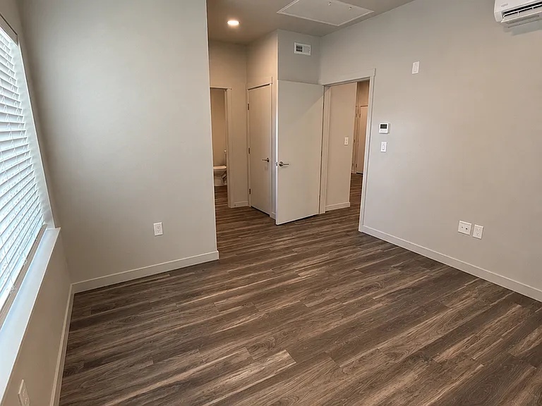 2303 W Northwest Blvd — Photo 2