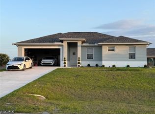 121 Bethlehem Pl, Labelle, FL 33935