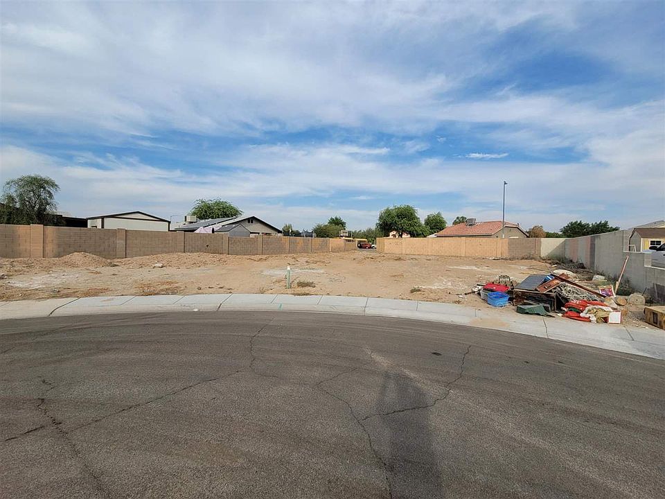 1st image of 619 N Sanchez Dr