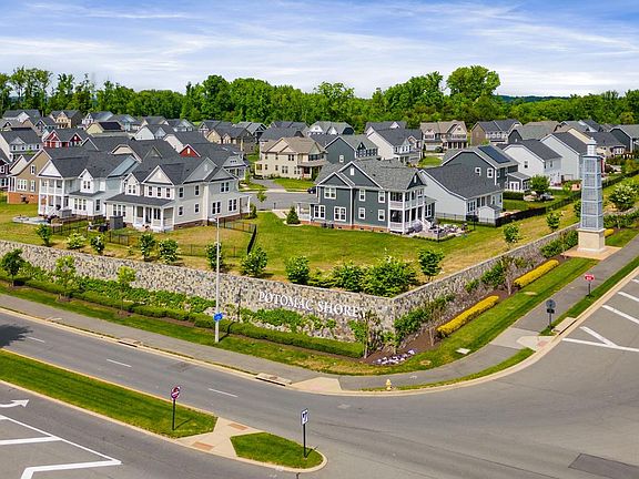 2nd image of 1924 Serviceberry Rd