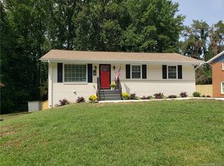 1320 Plumstead Rd, Charlotte, NC 28216