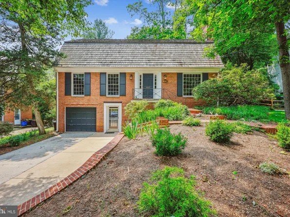 7212 Old Gate Rd, Rockville, MD 20852