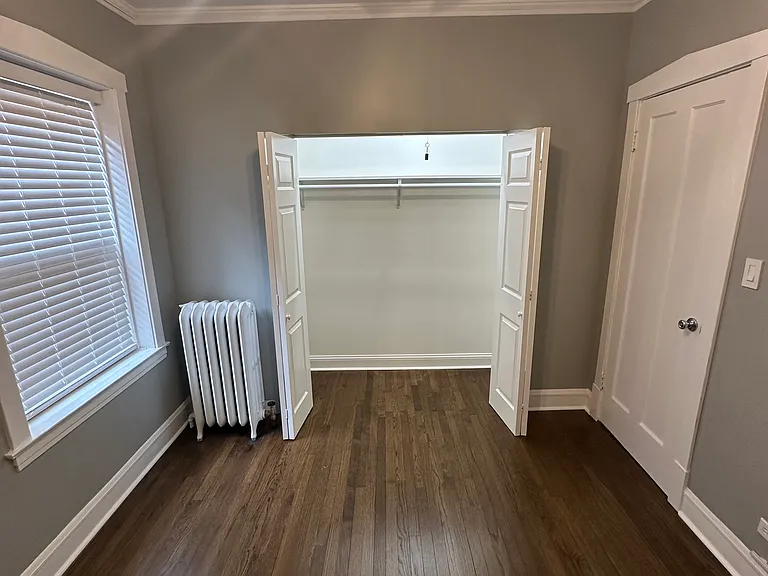1712 N Nagle Ave #1 — Photo 11