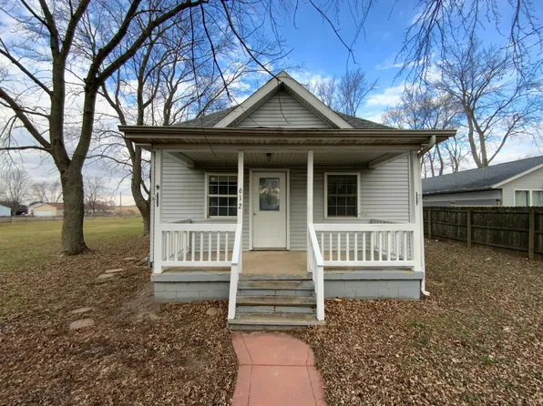 612 E McNeil Ave, Hoopeston, IL 60942