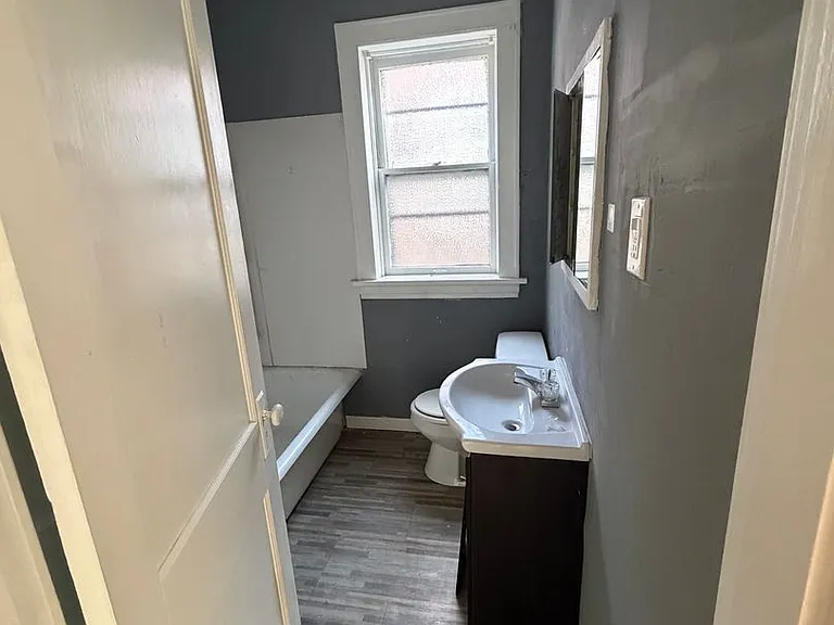 4513 Pennsylvania Ave — Photo 6