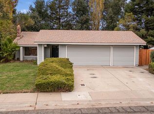 9 Fallwind Cir, Sacramento, CA 95831