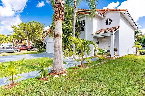 8909 SW 108th Pl Photo 1