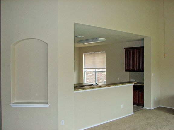 4th image of 3804 Bandice Ln