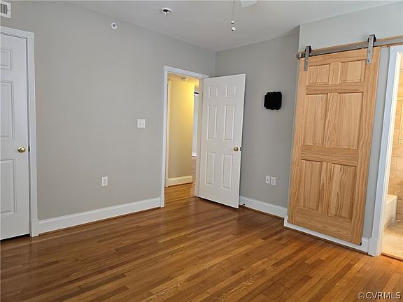 5th image of 45 E Lock Ln #U7