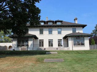 10 Hanford Ave, New Rochelle, NY 10805