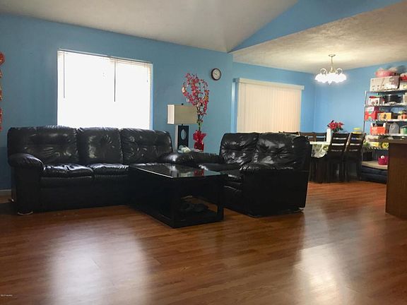 5th image of 733 Blustone Ct SE