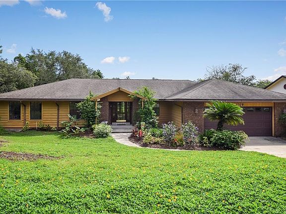 5th image of 4019 Winderlakes Dr