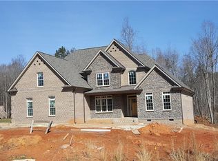 112 Taylorstone Ln, Lexington, NC 27295