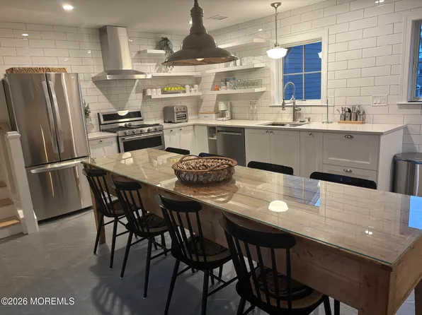 802 7th Ave, Sea Girt, NJ 08750