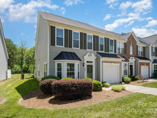 3968 Carl Parmer Dr, Harrisburg, NC 28075