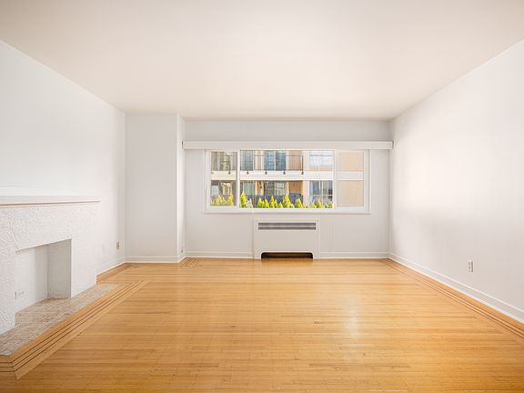 2nd image of 735 Royal Ave #112