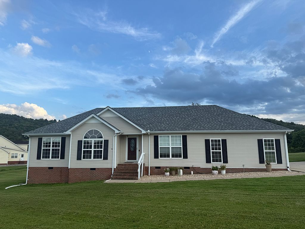 50 Valley Dr - Property Image