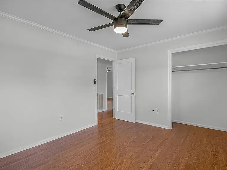 313 Rhodehaven Dr — Photo 36
