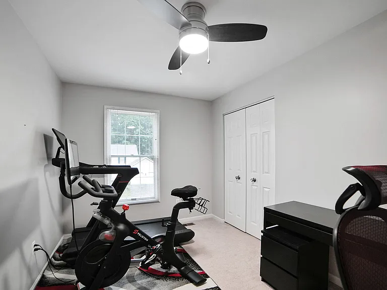 18420 Shady View Ln — Photo 31