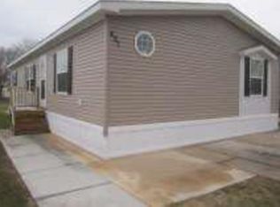 451 Faraday Dr SE, Grand Rapids, MI 49548