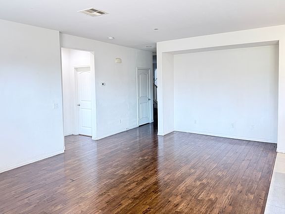 4th image of 9606 Harvest Vista Dr