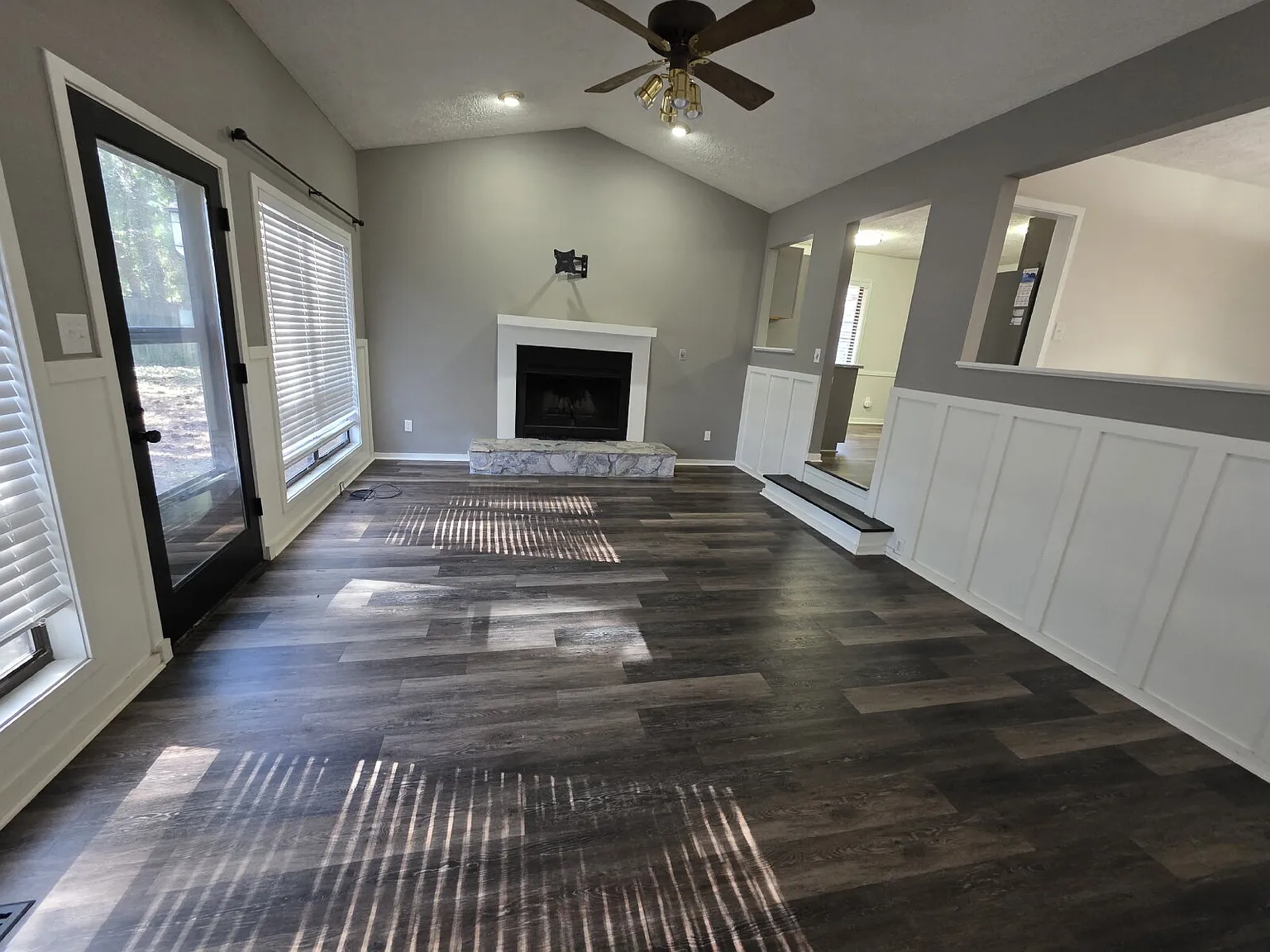 3 bed, 2.0 bath, 1305 sqft, $1,600 — Photo 4