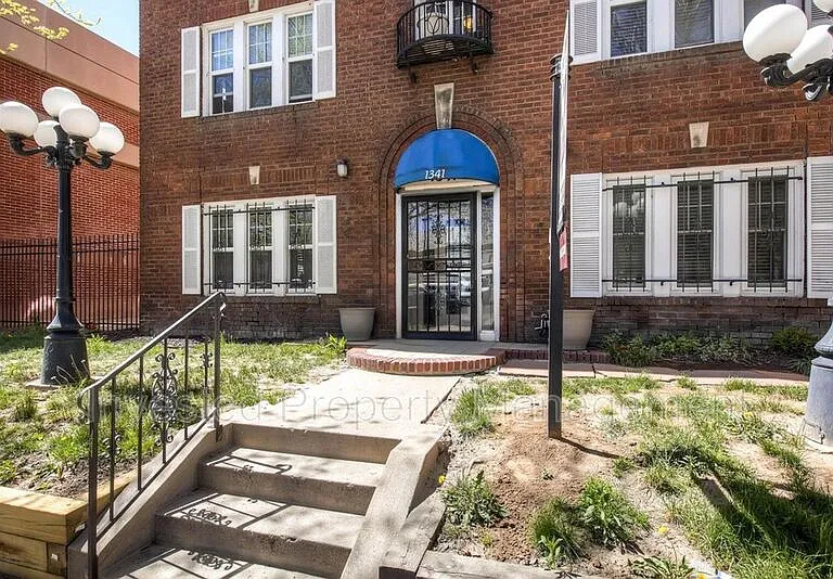1341 N Washington St #10 — Photo 1