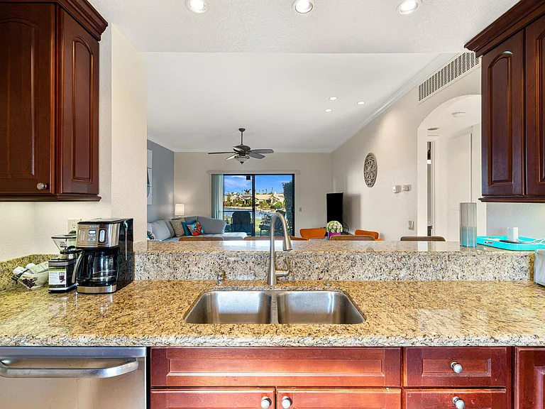 67595 Lagos Way — Photo 8