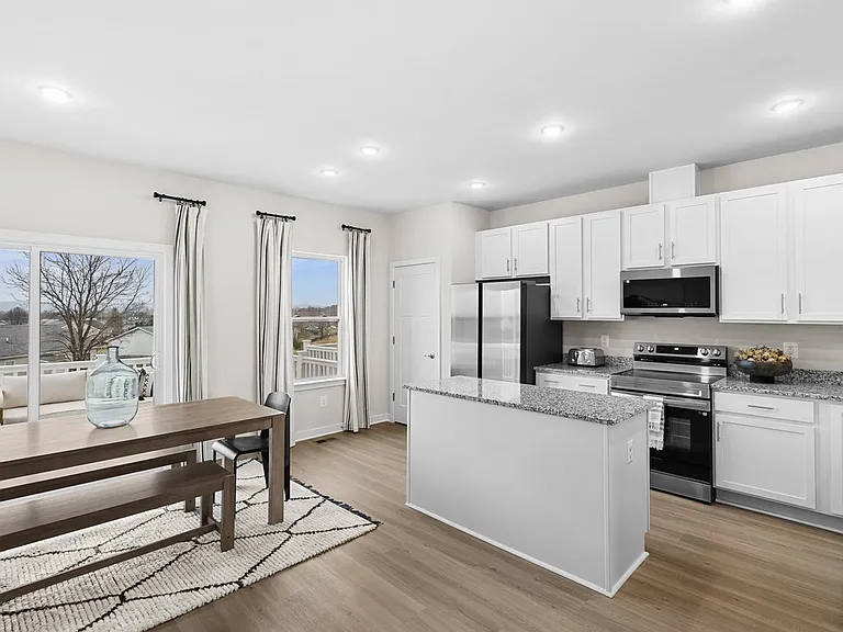 19 Tumblehome Rd — Photo 8