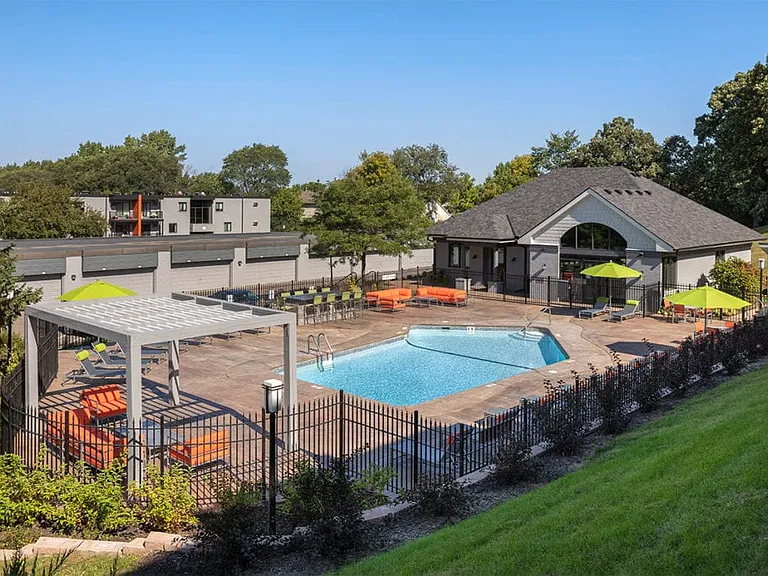 The Pointe at Cedar Grove — Photo 11