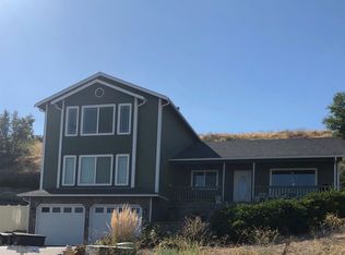 699 Apple Way, Selah, WA 98942