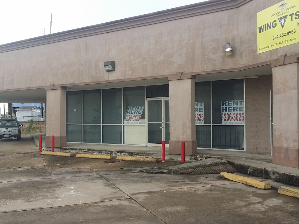 2nd image of 1610 Cullen Blvd