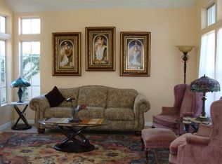 142 Via Solana, Santa Paula, CA 93060