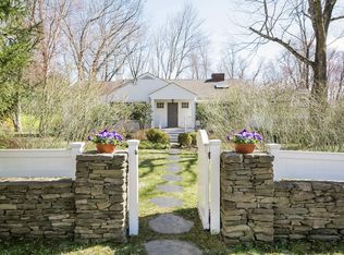 13 Greenway Rd, Armonk, NY 10504